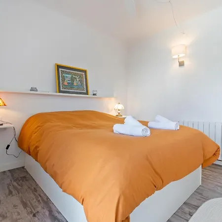 Hauzify I Zulu Apartment *